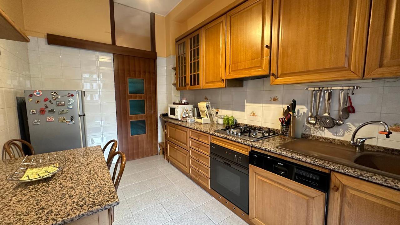 Dehomes - Two Bedrooms, Terrace, Wi-Fi, Tram To Centre & Rho Fiera Milánó Kültér fotó